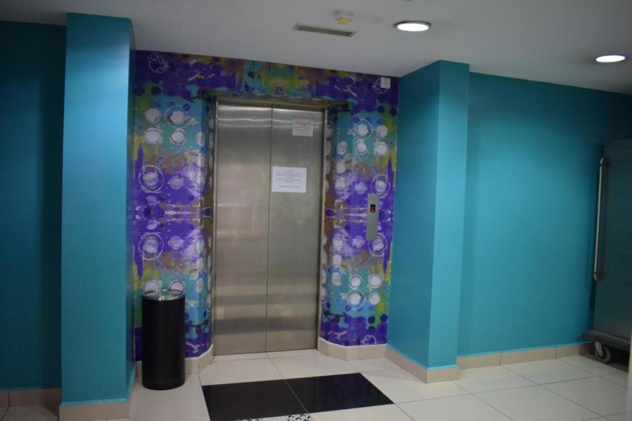 Hotel Living At Dsulaiman Near To Kampung Baru, Chow Kit, 쿠알라룸푸르 외부 사진